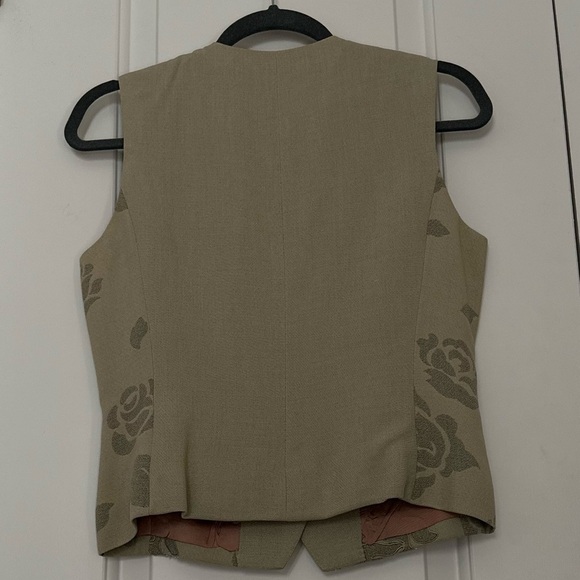 Nolan Miller Women’s Beige Blazer and Vest. Size 4 - Picture 5 of 5